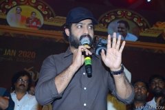 batch_Entha-Manchivaadavuraa.-42