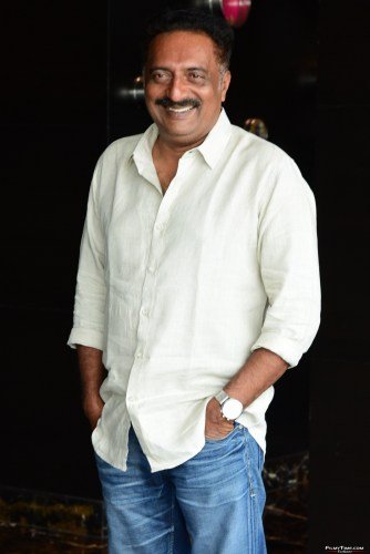 Actor-Prakash-Raj-Interview-Stills-4