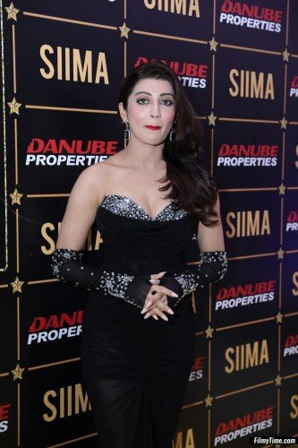 pranitha-siima-14