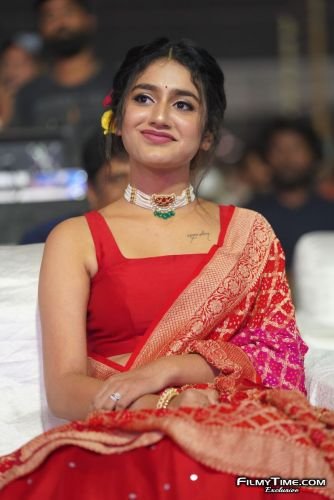Priya-Prakash-Varrier-at-Check-Pre-Release-23_wm