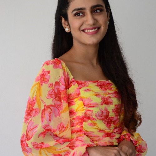 Priya-Prakash-Warrier-13