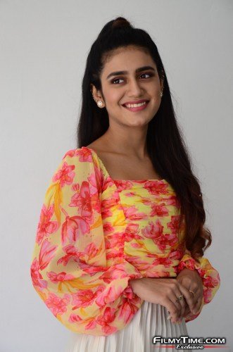 Priya-Prakash-Warrier-13