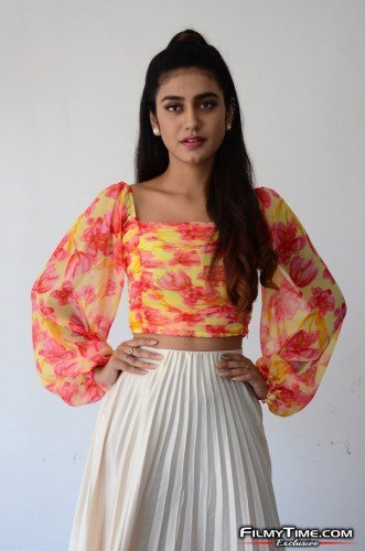 Priya-Prakash-Warrier-14
