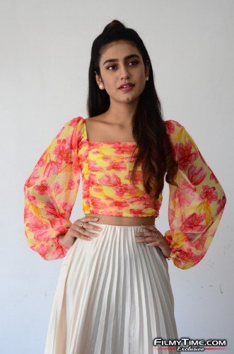 Priya-Prakash-Warrier-15