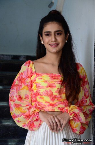 Priya-Prakash-Warrier-20