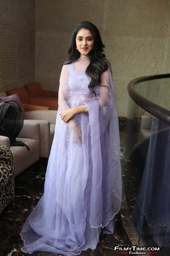 Priyanka-Arul-Mohan-Photos-44