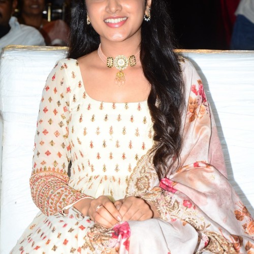 Priyanka-Mohan-Sreekaram-pre-33