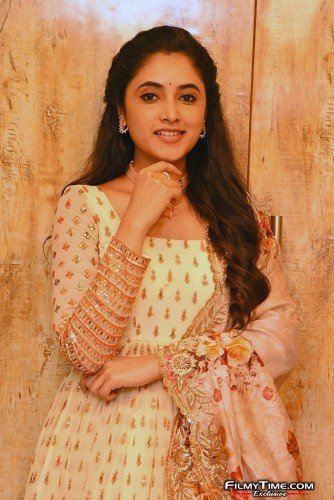 Priyanka-Mohan-Sreekaram-pre-18