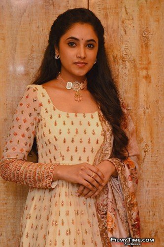 Priyanka-Mohan-Sreekaram-pre-7