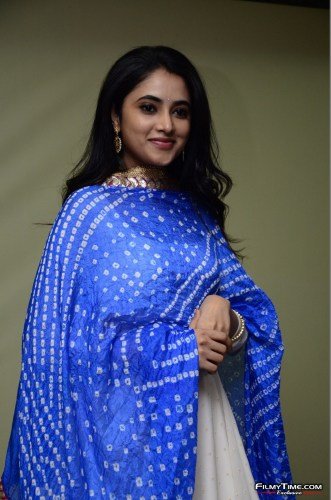 Priyanka-ARul-Mohan-10