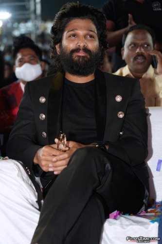 Pushpa-prerelease-1-121