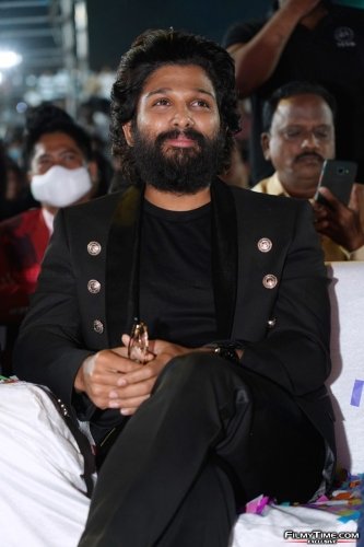 Pushpa-prerelease-1-122