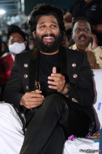Pushpa-prerelease-1-4