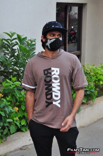 Anand-Devarakonda-10