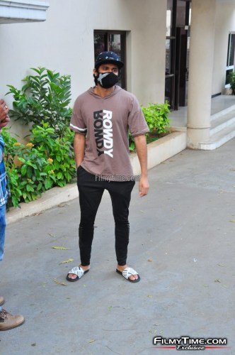 Anand-Devarakonda-17