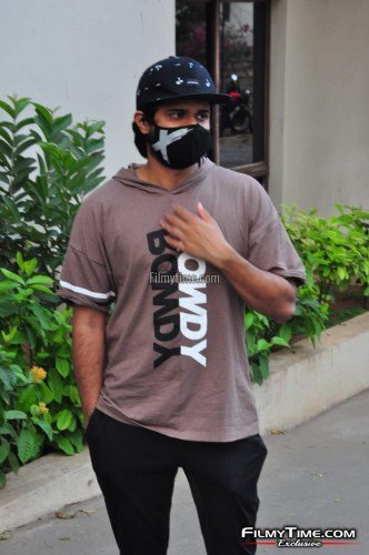Anand-Devarakonda-18