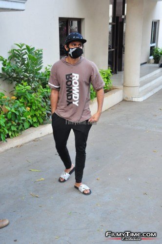 Anand-Devarakonda-23