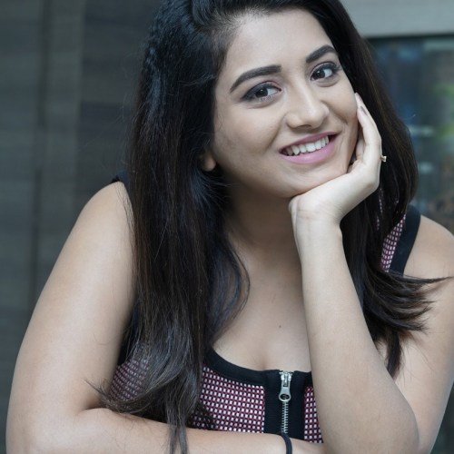 Raashi-Singh-71