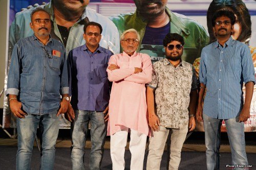Radio-Madhavi-Press-Meet-Photos-14