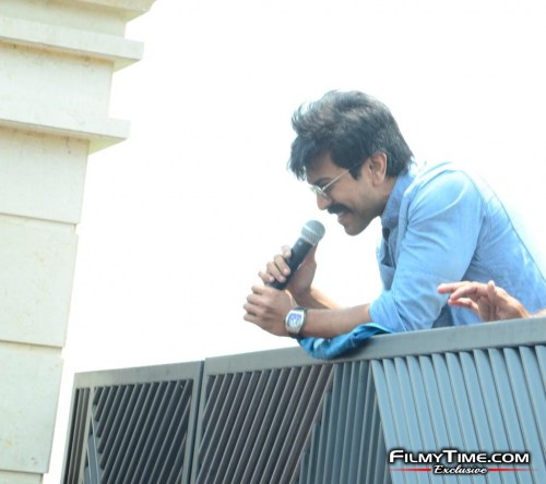 mega-power-star-ramcharan-interacting-with-fans-who-came-to-1