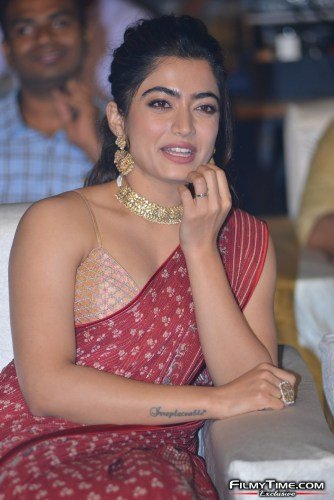 Rashmika-49