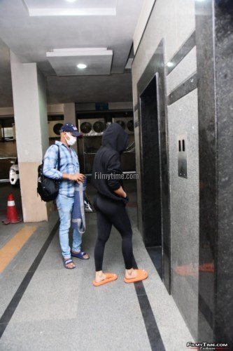 Rashmika-Mandanna-Snapped-At-Gym-in-Hyderabad-8