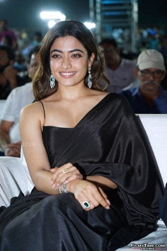 RASHMIKA-pushpa-1-18