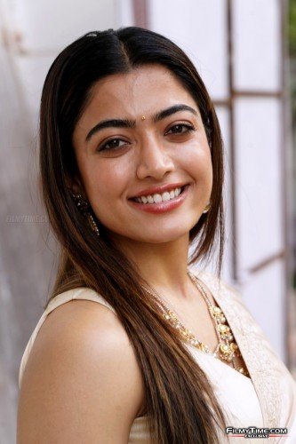 rashmika-pushpa-int-10