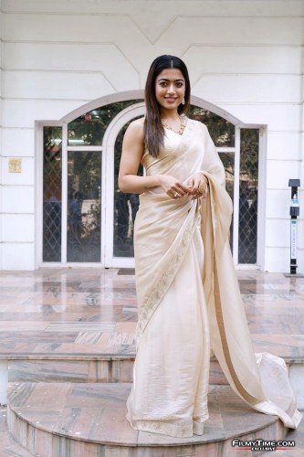 rashmika-pushpa-int-107