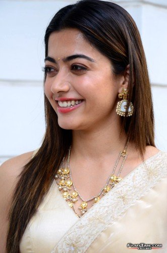 rashmika-pushpa-int-16