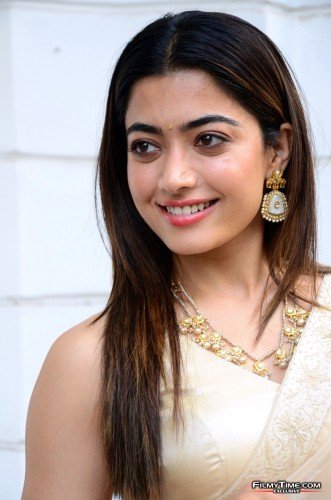 rashmika-pushpa-int-20