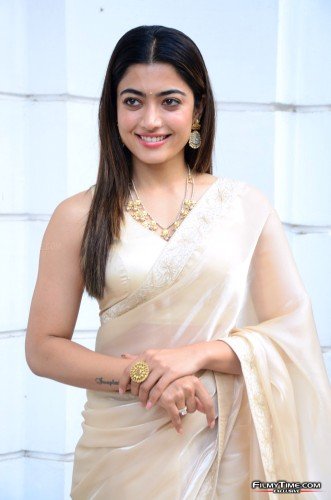 rashmika-pushpa-int-33