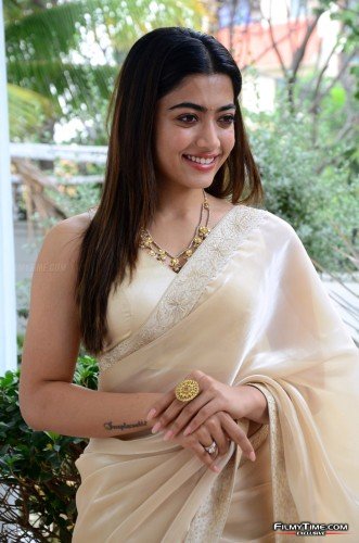 rashmika-pushpa-int-51