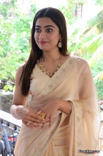 rashmika-pushpa-int-66