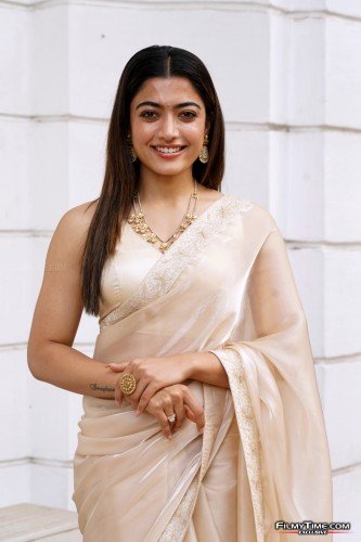 rashmika-pushpa-int-67
