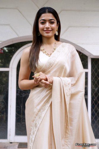 rashmika-pushpa-int-71