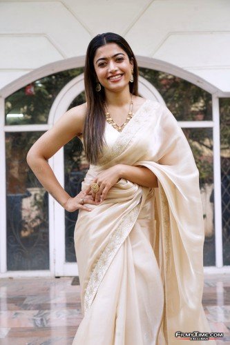 rashmika-pushpa-int-78