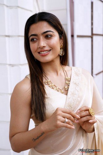 rashmika-pushpa-int-8