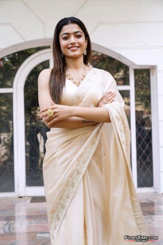 rashmika-pushpa-int-83