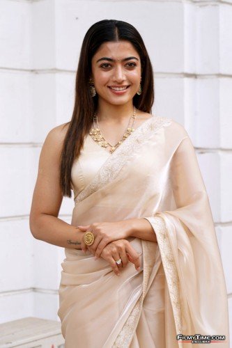rashmika-pushpa-int-93