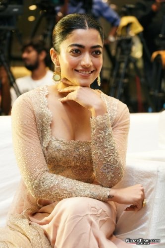 Rashmika-31