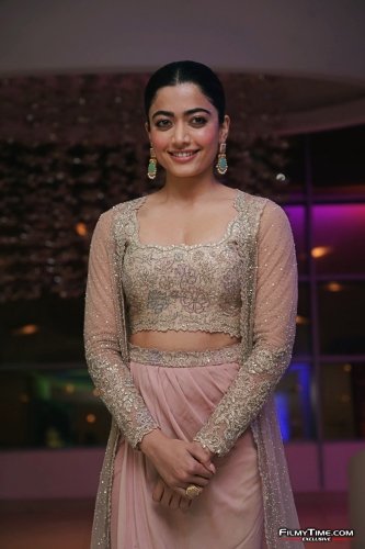 Rashmika-34