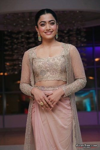 Rashmika-38