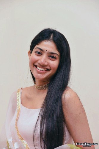 saipallavi-ssr-prerelease-1