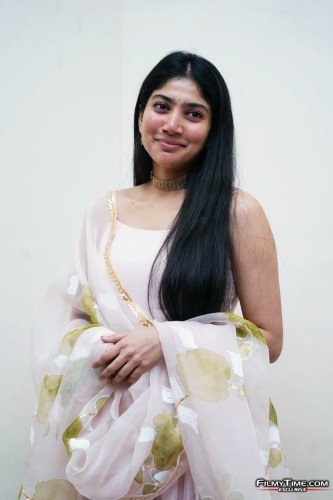 saipallavi-ssr-prerelease-22