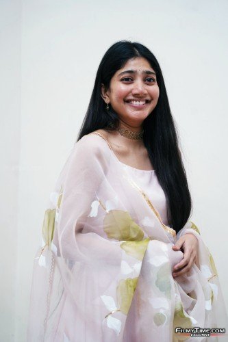 saipallavi-ssr-prerelease-25