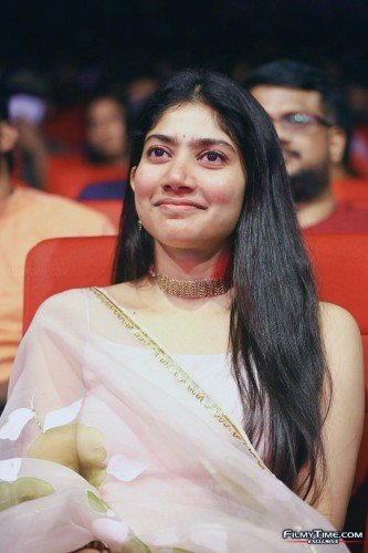 saipallavi-ssr-prerelease-26