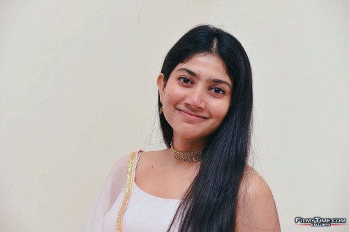 saipallavi-ssr-prerelease-34