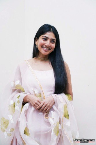 saipallavi-ssr-prerelease-5