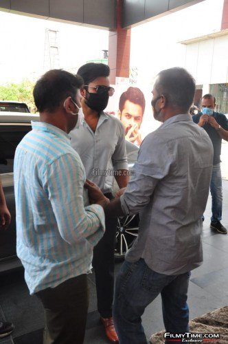 Sai-Teja-And-Sukumar-4
